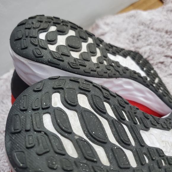 Men's Nike Running Shoes - Picture 9 of 12